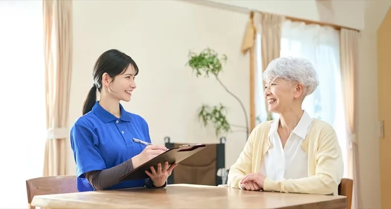 専任スタッフによる無料相談の様子