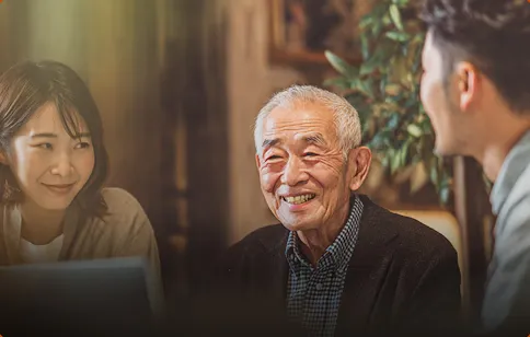 談笑する親御さまとご家族