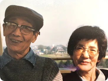 若き日のご夫婦の古い写真